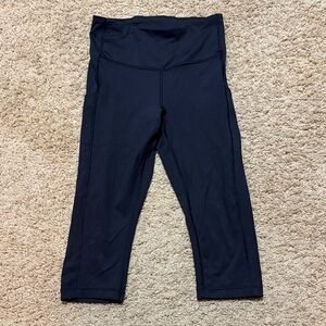 Athleta Ultimate Stash Pocket Crop - XS Petite